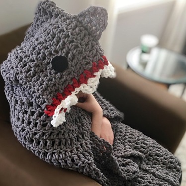 crochet a shark