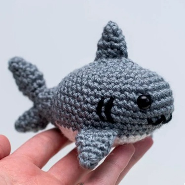 crochet a shark