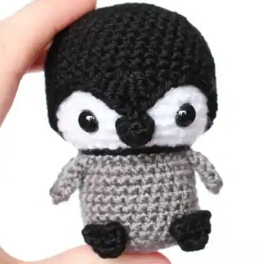 crochet penguins