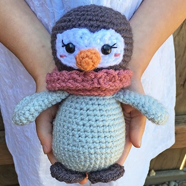 crochet penguins