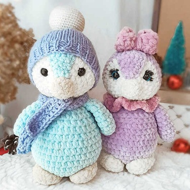 crochet penguins