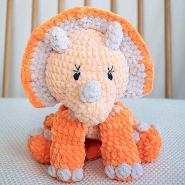 crochet triceratops