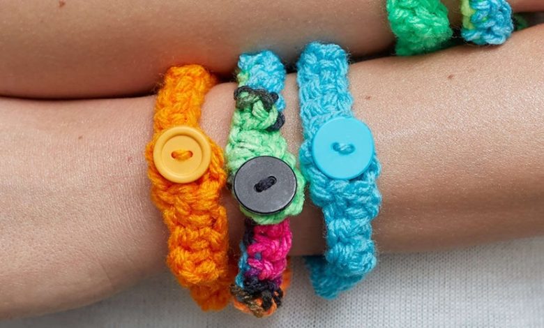 Free Crochet Bracelet Patterns – 20 Stylish Designs