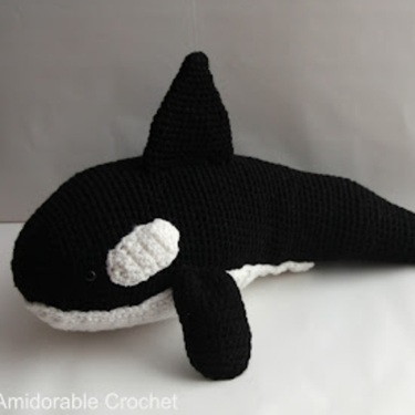 whale crochet